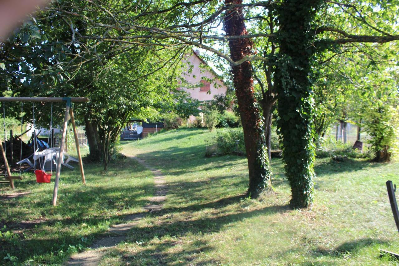 Gites Riviere Et Colline Niedermodern Exteriör bild
